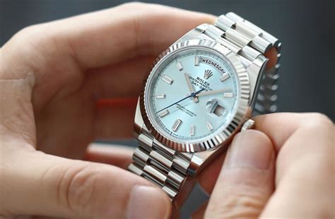 rolex datejust sapphire glass|how to wind rolex datejust.